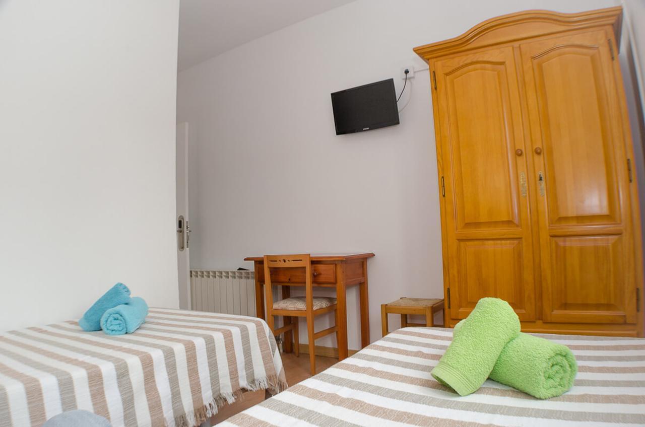 Hostal Los Calatravos Alcañiz Exterior foto